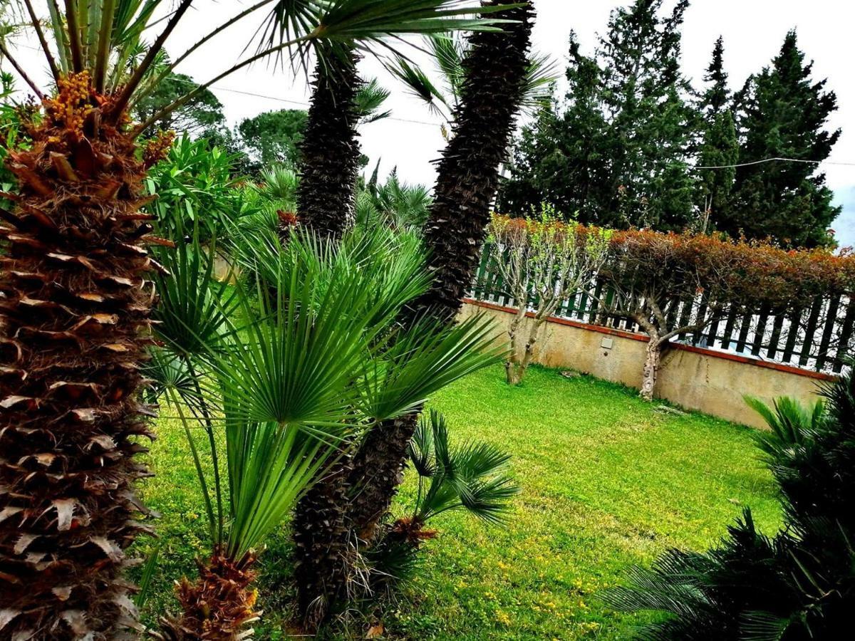 Villa Rosa Luxury Apartment Монделло Екстер'єр фото