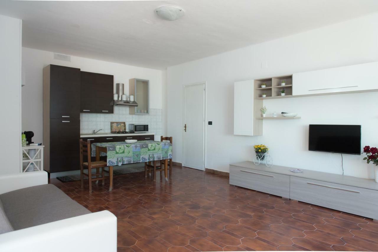 Villa Rosa Luxury Apartment Монделло Екстер'єр фото