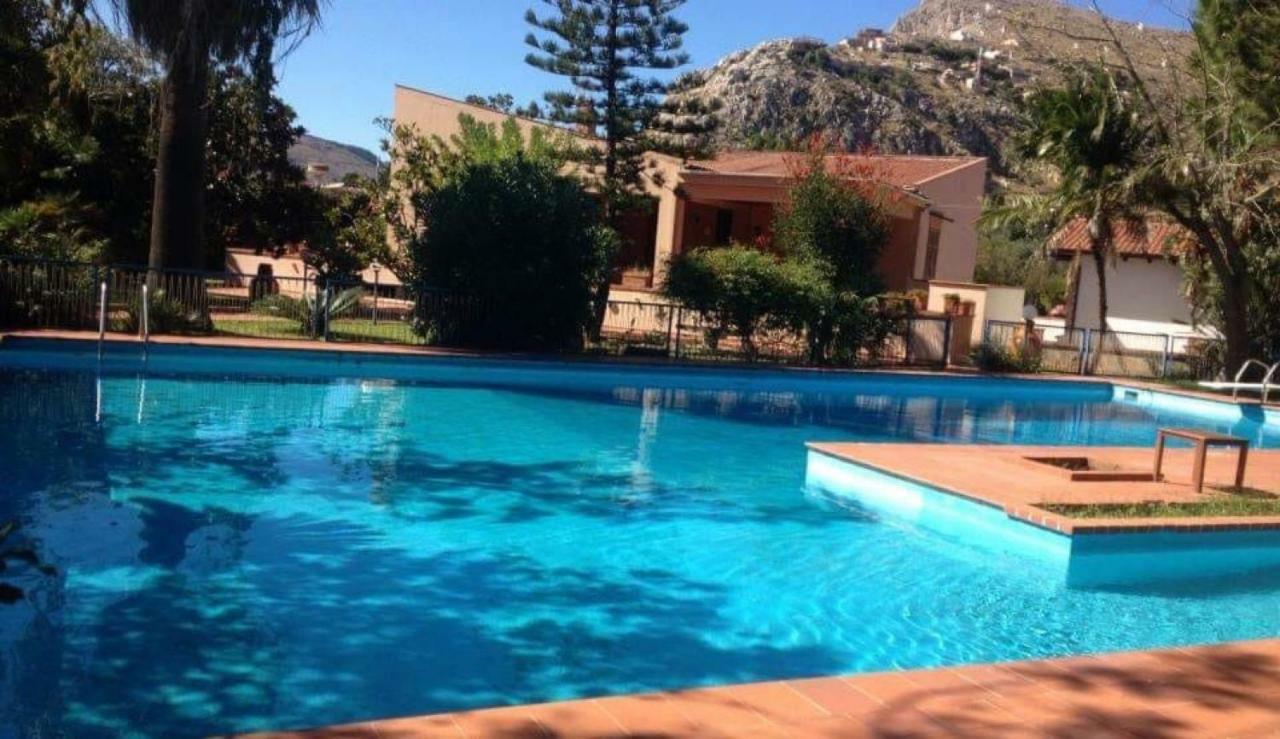Villa Rosa Luxury Apartment Монделло Екстер'єр фото