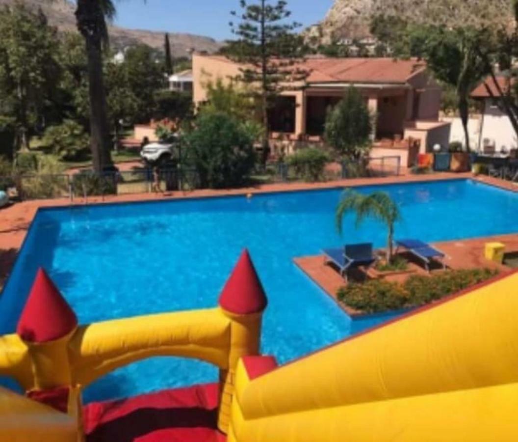 Villa Rosa Luxury Apartment Монделло Екстер'єр фото