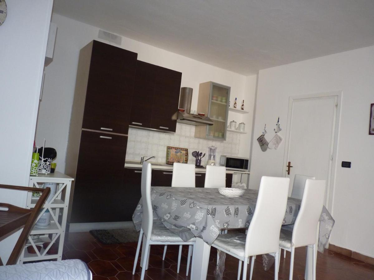 Villa Rosa Luxury Apartment Монделло Екстер'єр фото